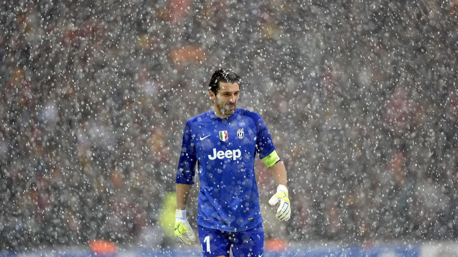 乐鱼体育在线网站-英超裁判语义模型提升多语境判罚准确率，英超裁判服装