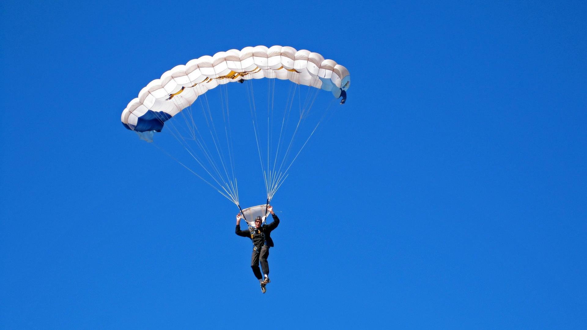 乐鱼体育平台官网-胜利巩固中游排名，继续保持良好势头。，巩固胜利是什么短语