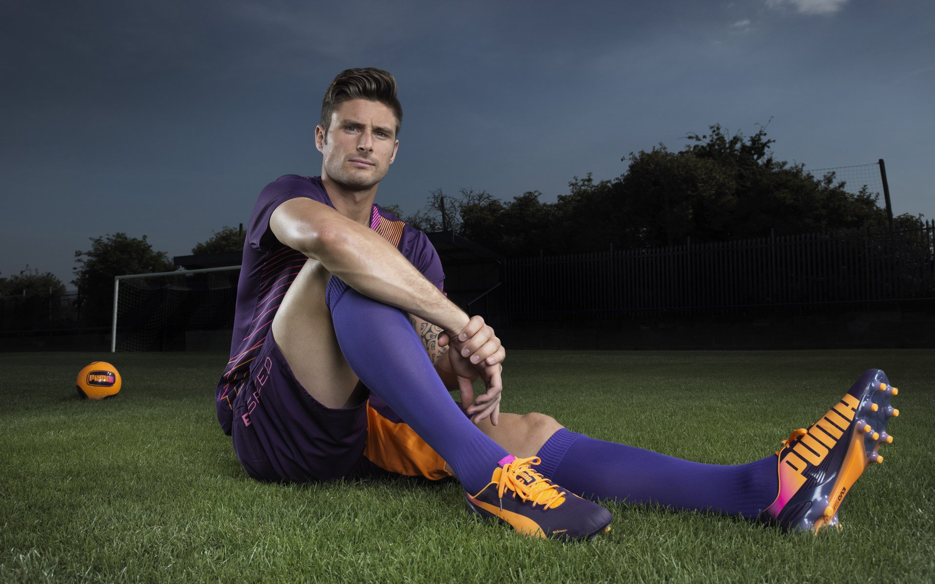 乐鱼体育官网注册-塞尔·拉恩:全黑队外线的“终结者”,突破与得分无缝对接