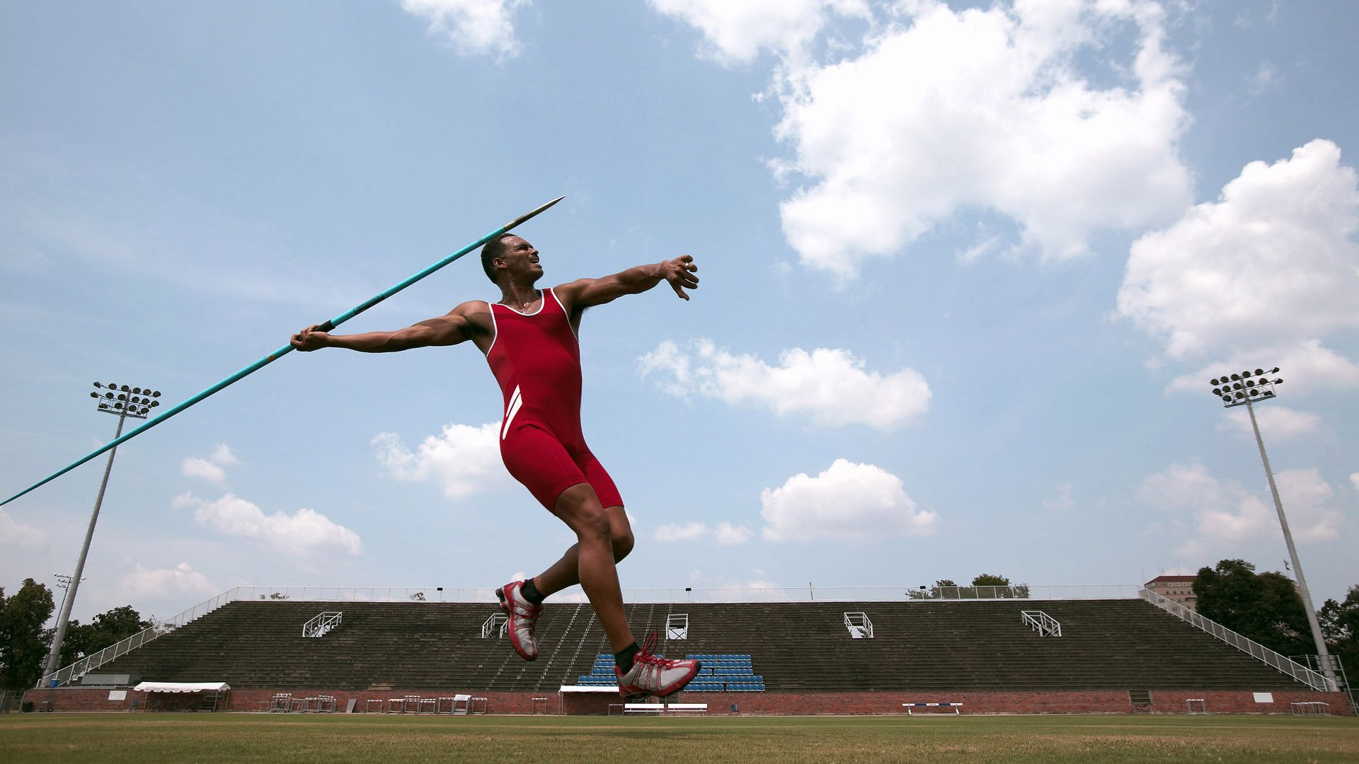 乐鱼体育网址-托里·哈斯克女子100米自由泳决赛精彩亮相